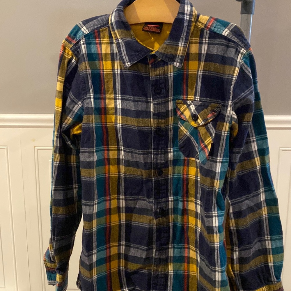 Nike 6.0 flannel boys shirt